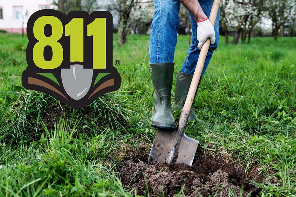 811 logo over image of person digging with shovel