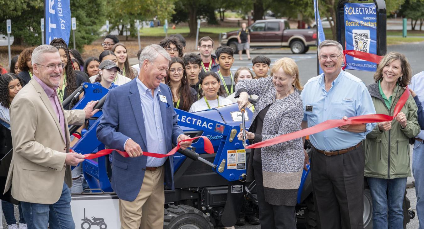 Ribbon cutting at NC Zoo